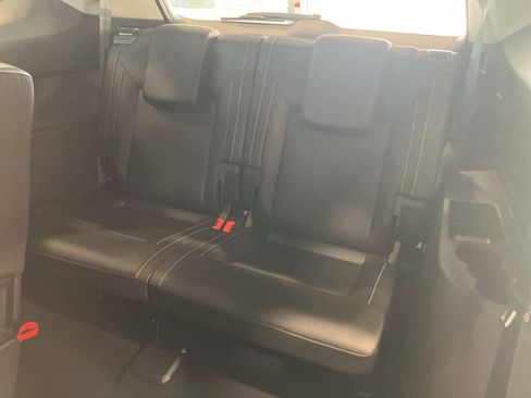 Used 2021 Volkswagen Atlas SE image 25