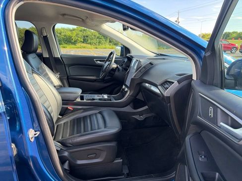 Used 2024 Ford Edge SEL AWD/4WD image 10