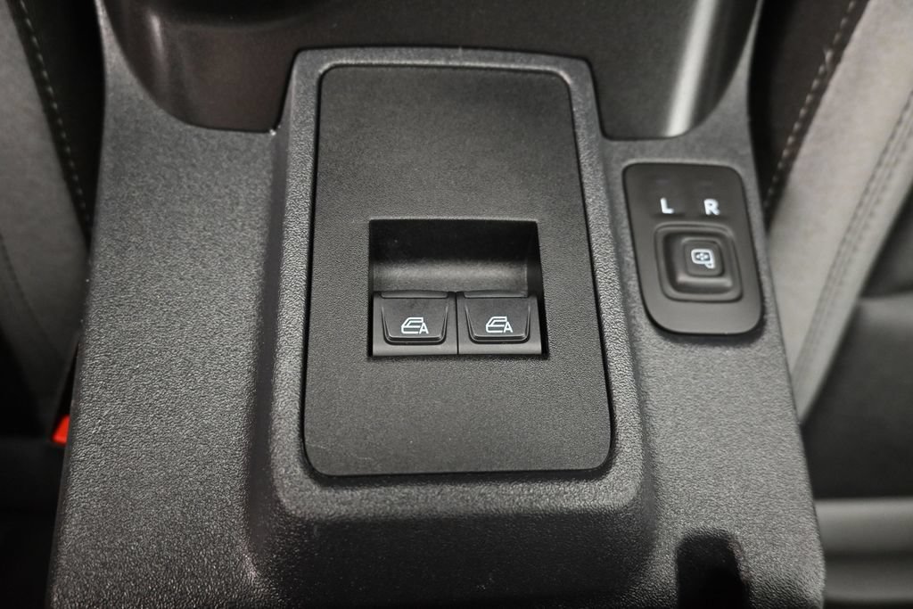 Used 2023 Ford Bronco Black Diamond w/ Sasquatch Package AWD/4WD image 18