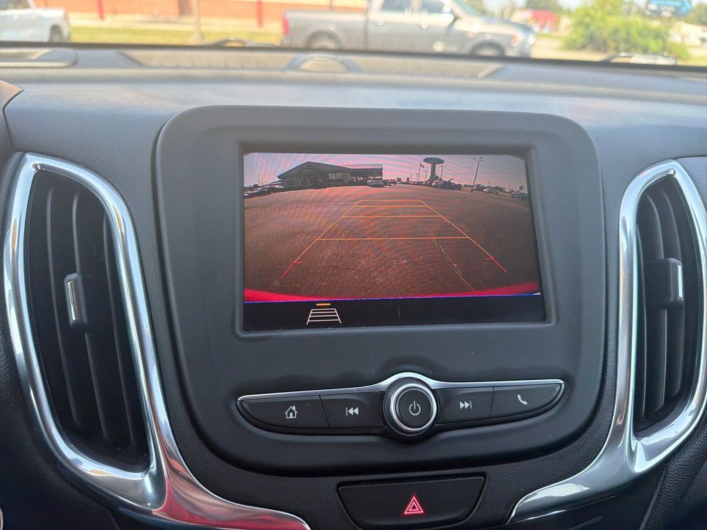 Used 2020 Chevrolet Equinox LT FWD image 9