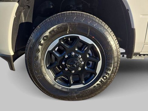 New 2025 RAM 2500 Laramie image 31