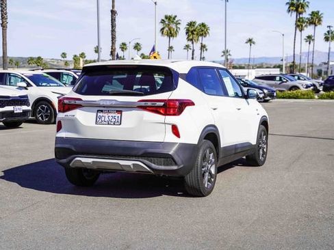 Certified 2023 Kia Seltos LX image 7