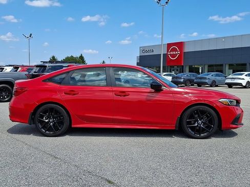 Used 2023 Honda Civic Sport image 10