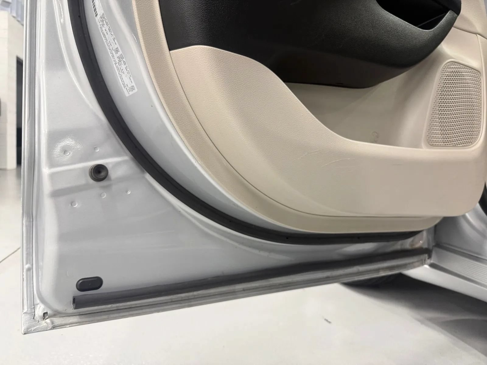 Used 2023 Chrysler Pacifica Touring-L FWD image 33