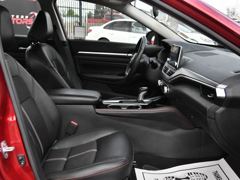 Used 2023 Nissan Altima 2.5 SR image 39