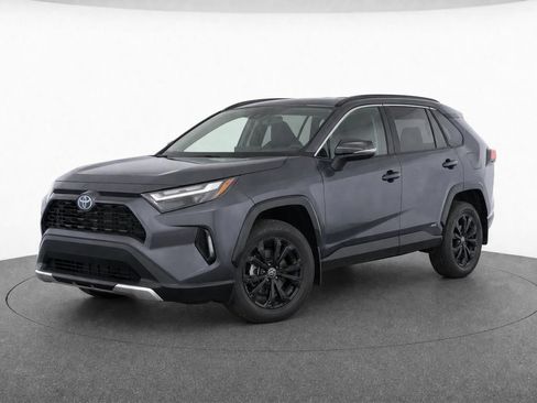 Used 2023 Toyota RAV4 SE AWD/4WD image 1