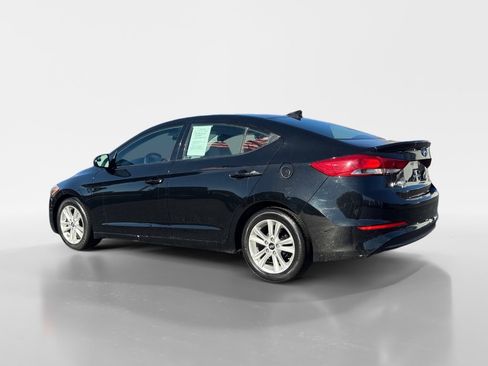 Used 2017 Hyundai Elantra SE image 7