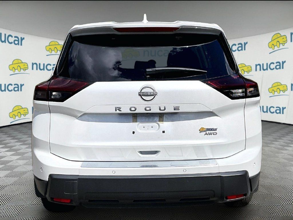 Used 2026 Nissan Rogue SV w/ Cold Weather Package AWD/4WD image 6