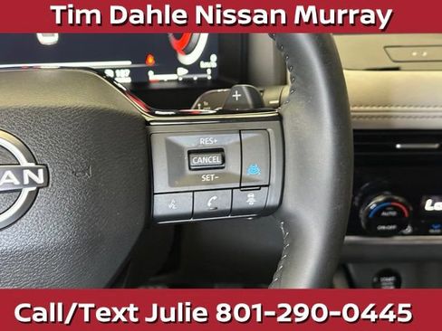 Used 2025 Nissan Rogue SL w/ SL Premium Package AWD/4WD image 24