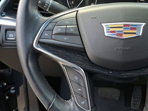 Used 2023 Cadillac XT5 Premium Luxury image 21