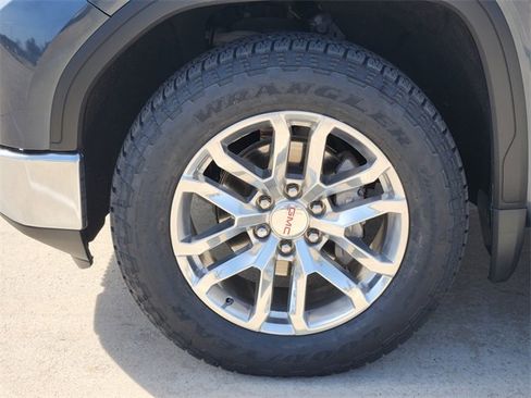 Used 2021 GMC Sierra 1500 SLT w/ SLT Convenience Package image 10