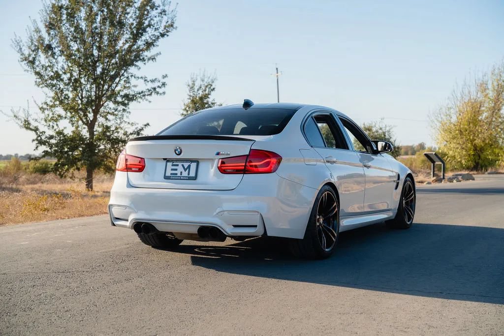 Used 2016 BMW M3 RWD image 13