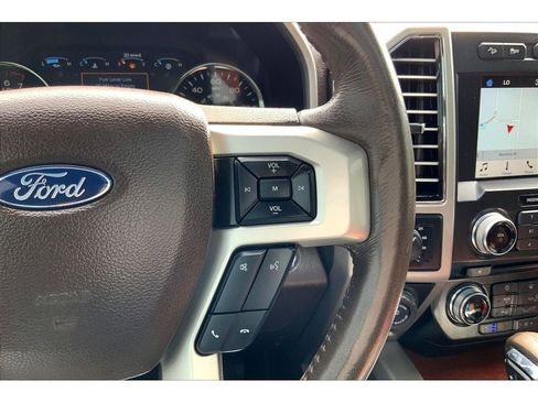 Used 2018 Ford F150 King Ranch w/ Equipment Group 601A Luxury AWD/4WD image 21
