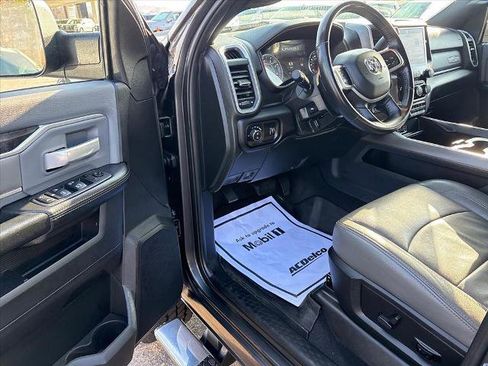 Used 2022 RAM 2500 Big Horn w/ Level C Equiment Group image 11