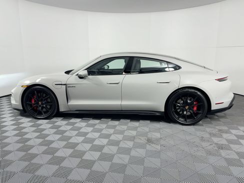 New 2026 Porsche Taycan GTS image 2