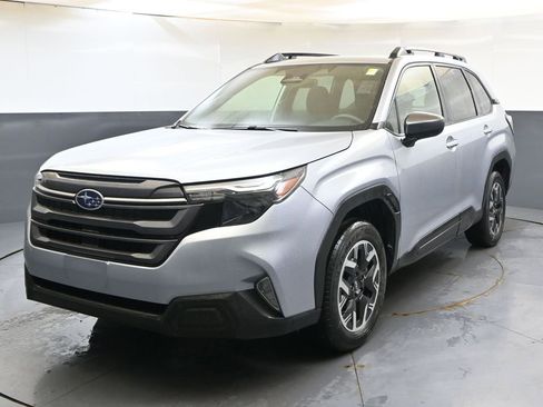 Certified 2025 Subaru Forester Premium AWD/4WD image 1