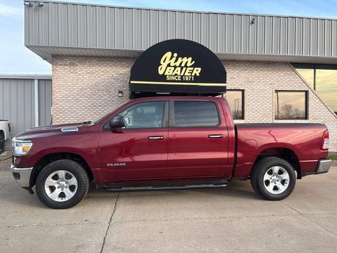 Used 2019 RAM 1500 Big Horn image 2