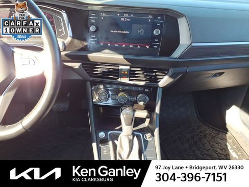 Used 2023 Volkswagen Jetta SEL image 17