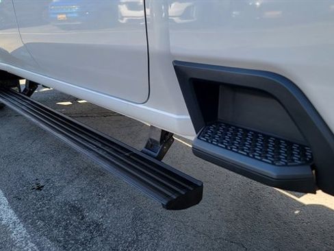 Used 2024 GMC Sierra 3500 Denali Ultimate image 79