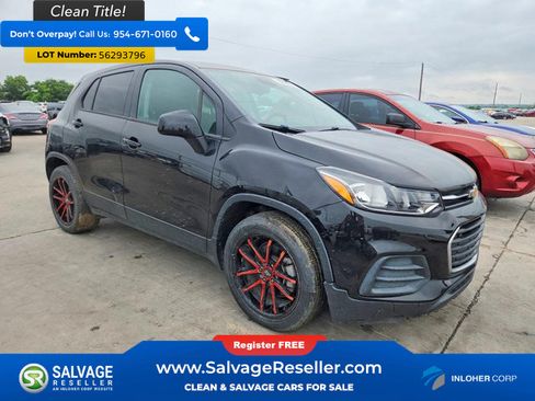Used 2020 Chevrolet Trax LS w/ Tint and Cruise Package FWD image 5