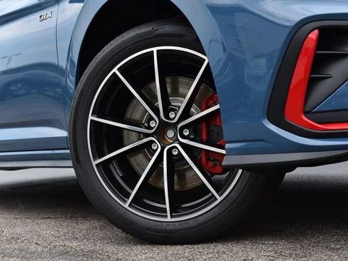 New 2026 Volkswagen Jetta GLI Autobahn FWD image 3