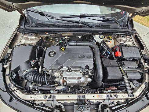 Used 2023 Chevrolet Malibu LT image 31