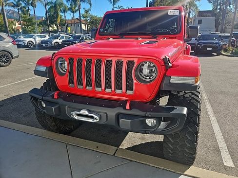 Used 2019 Jeep Wrangler Unlimited Rubicon image 2