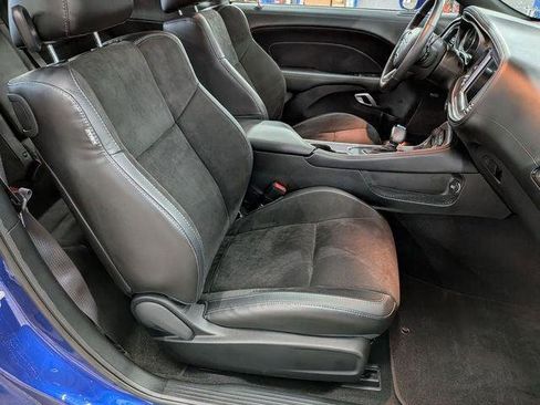 Certified 2022 Dodge Challenger R/T w/ Plus Package image 29