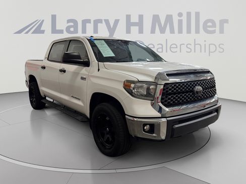 Used 2019 Toyota Tundra SR5 w/ SR5 Upgrade Package AWD/4WD image 7