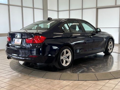 Used 2013 BMW 328i xDrive Sedan AWD/4WD image 7