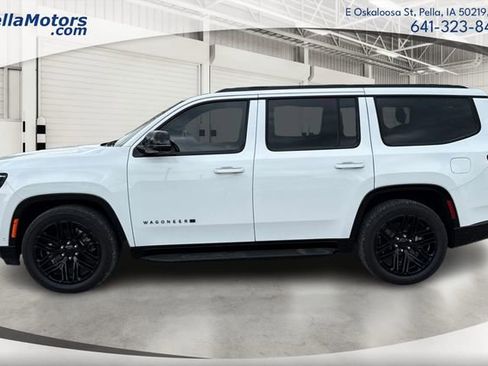 Used 2024 Jeep Wagoneer Series II w/ Convenience Group I AWD/4WD image 6