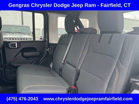 Certified 2025 Jeep Wrangler Unlimited Sport S 4xe AWD/4WD image 35