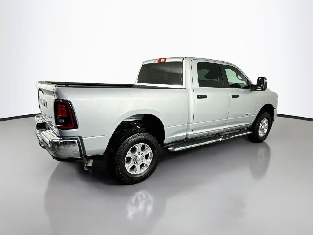 Used 2026 RAM 2500 Big Horn AWD/4WD image 7