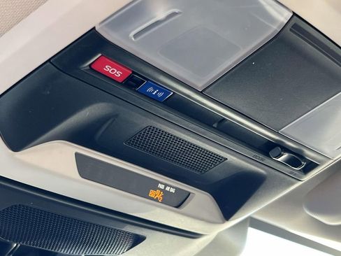 Certified 2024 Subaru Crosstrek 2.0i Premium image 33