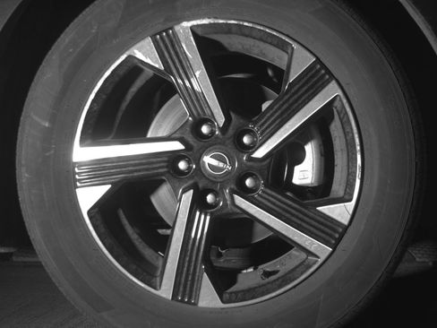 Used 2025 Nissan Sentra SV FWD image 13