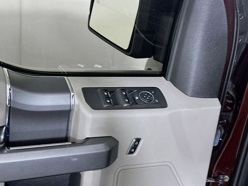 Used 2018 Ford F150 XLT w/ Equipment Group 302A Luxury AWD/4WD image 15