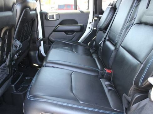 Used 2021 Jeep Wrangler Unlimited Rubicon 4xe w/ Cold Weather Group AWD/4WD image 46