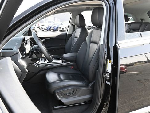 Used 2023 Audi Q7 2.0T Premium w/ Convenience Package image 15
