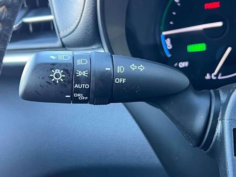 Certified 2024 Toyota Sienna XLE Woodland Edition AWD/4WD image 31