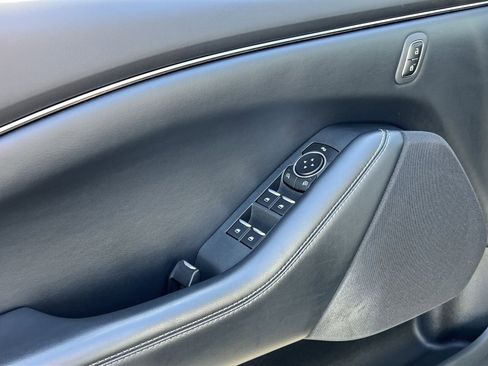 Used 2021 Ford Mustang Mach-E Select image 15