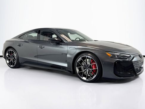 Used 2025 Audi RS e-tron GT performance w/ 21" Wheel Package AWD/4WD image 3