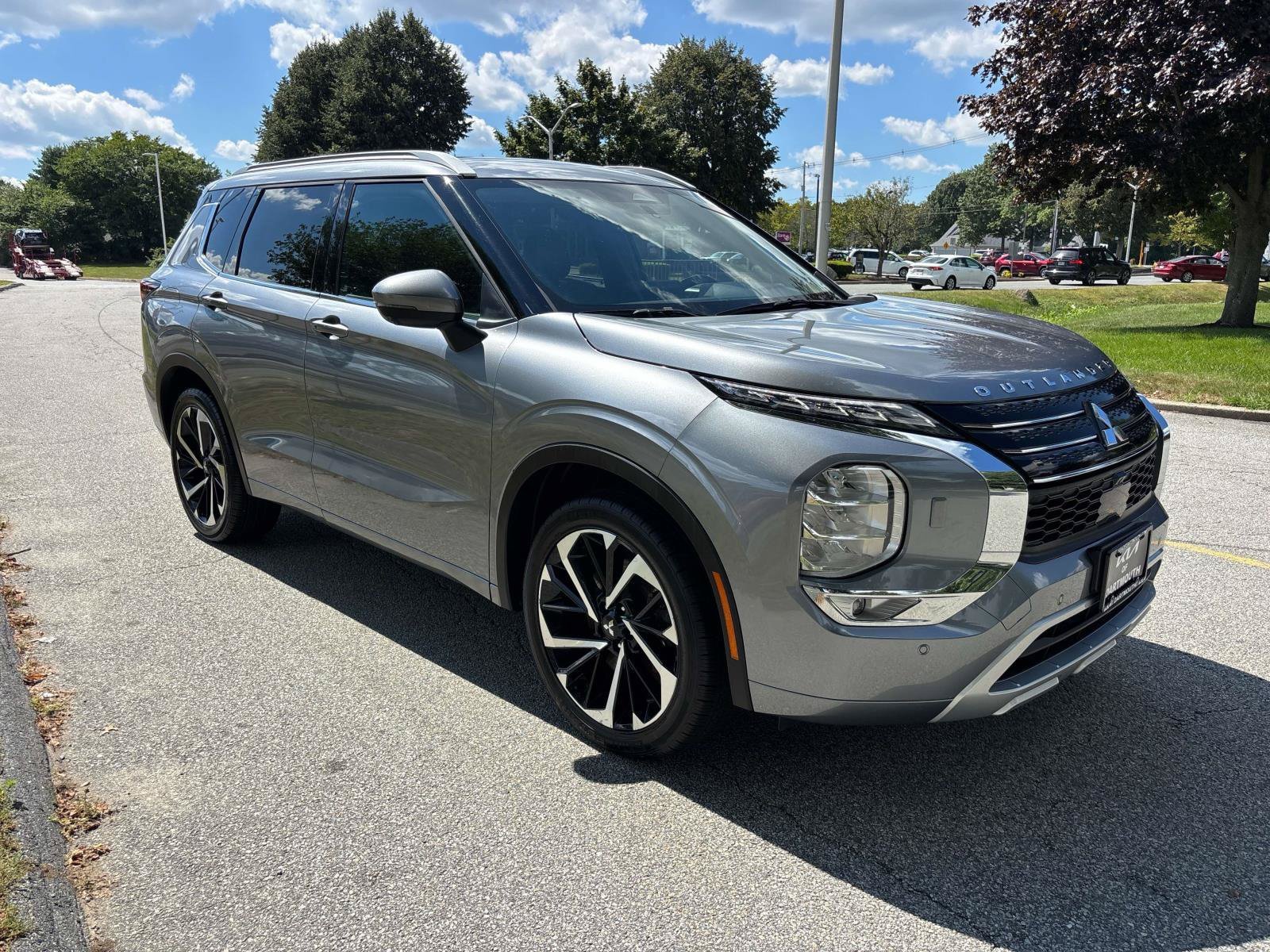 Used 2024 Mitsubishi Outlander SEL AWD/4WD image 7