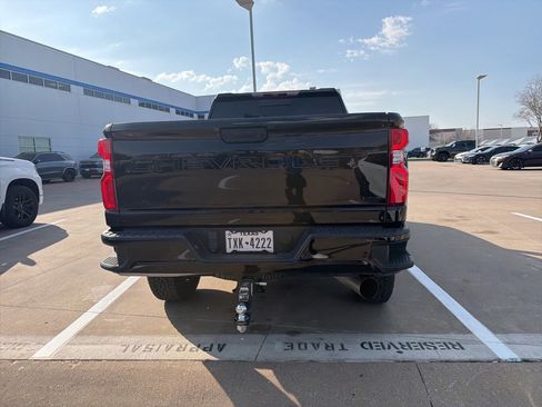 Certified 2024 Chevrolet Silverado 2500 LTZ w/ LTZ Plus Package image 30