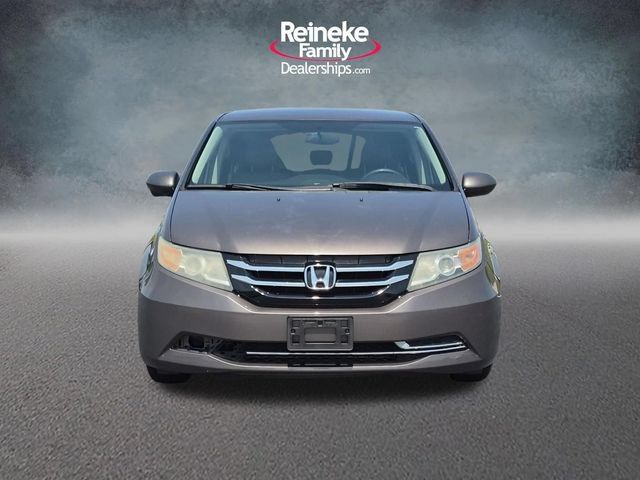 Used 2016 Honda Odyssey SE image 2