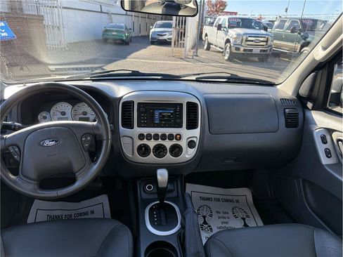 Used 2007 Ford Escape 4WD Hybrid image 8
