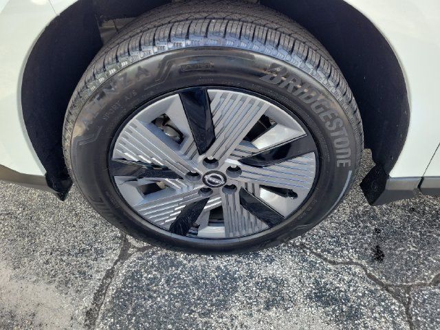 Used 2025 Nissan Murano SL AWD/4WD image 5