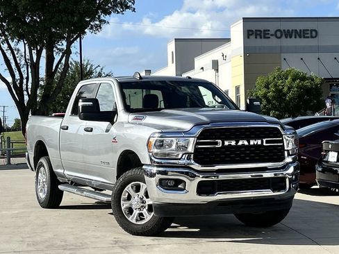 Used 2024 RAM 2500 Big Horn AWD/4WD image 2