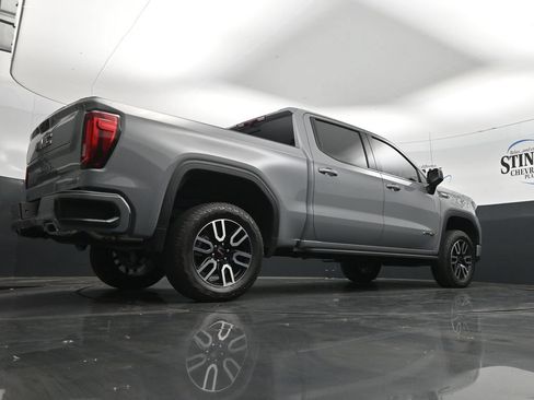 Used 2025 GMC Sierra 1500 AT4 w/ AT4 Premium Package AWD/4WD image 32