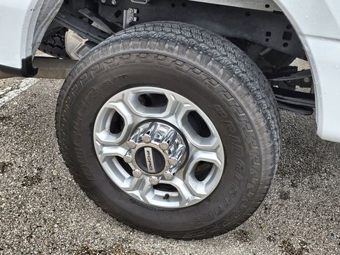 Used 2026 Ford F250 XLT w/ FX4 Off-Road Package image 10