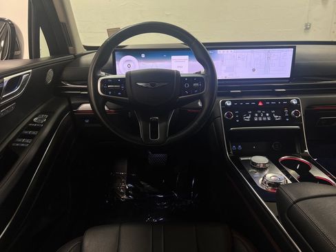 Used 2025 Genesis GV80 2.5T Standard AWD/4WD image 15
